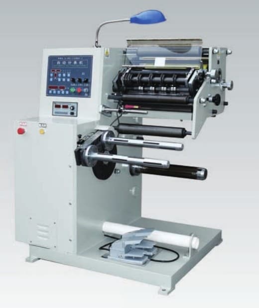 WJFT-350E — High Speed Slitting Machine With Turret